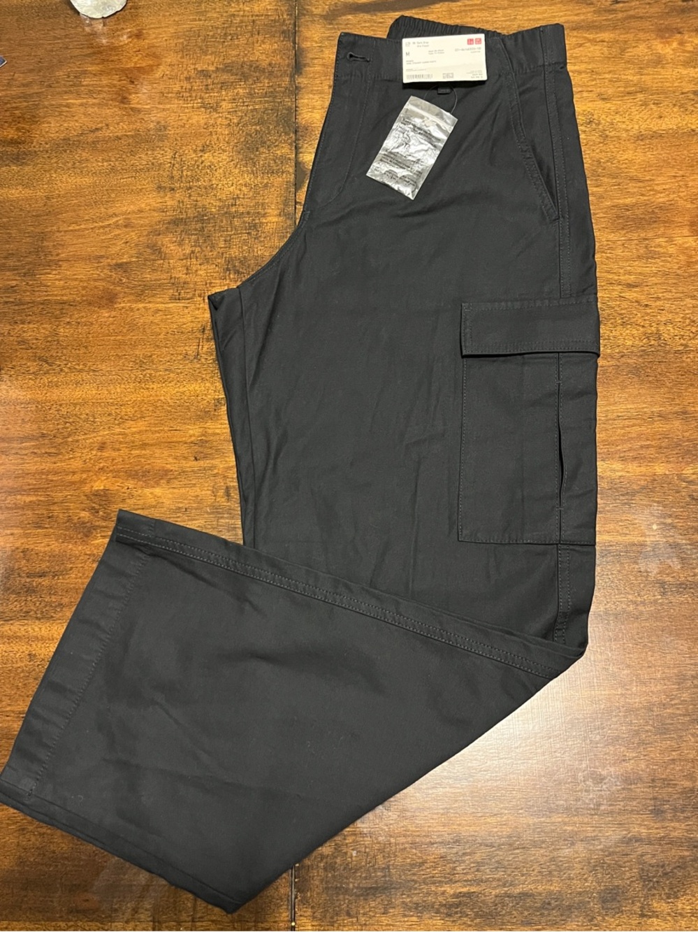 Uniqlo Women's Wide Straight Cargo Pants in Dark Grey